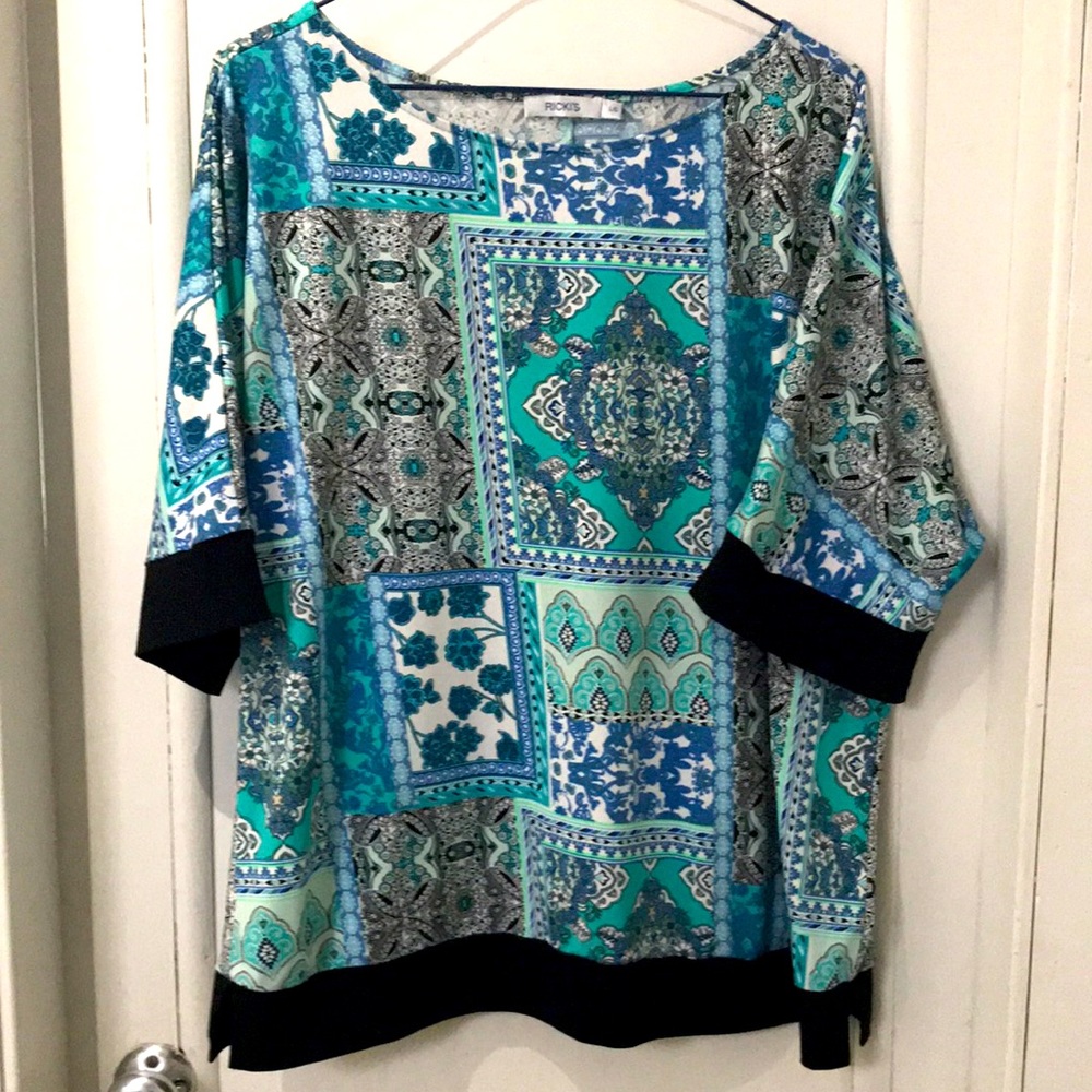 Ricki’s L - Beautiful shirt